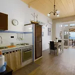 펜션 Villino Dei Fiori 카사밋쵸라테르메
